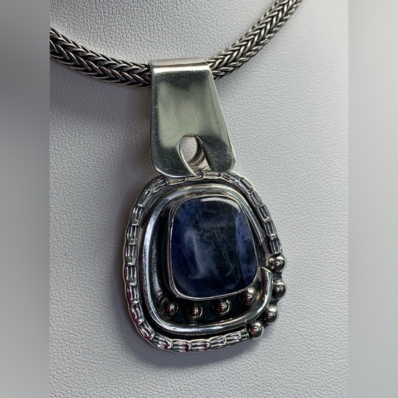 Silpada Vintage Rare Sterling Silver BOLD & BEAUTIFUL Sodalite Pendant & Collar - Picture 9 of 15